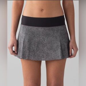 Lululemon smooth stride skirt